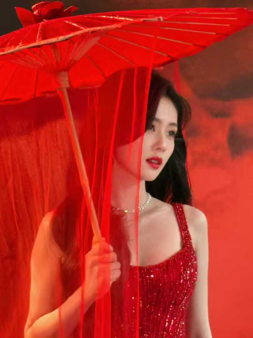 白鹿白鹿一会见啦白鹿春晚见 一会见啦！！鹿鹿