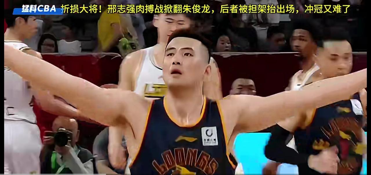 山西今晚赢球的功臣不是张宁，也不是原帅，而是刑志强。为什么这么说呢？
因为在第三