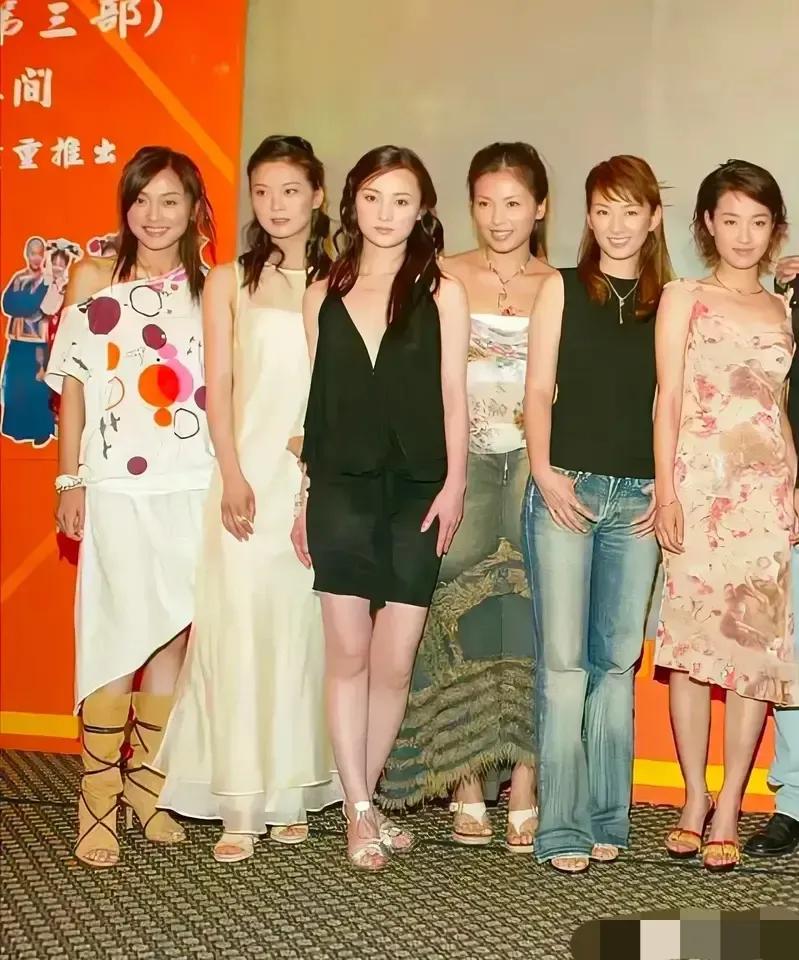 六朵金花齐上阵，有人说蒋勤勤的鼻子输了，有人说秦岚的靴子输了，有人说刘涛的裙子输