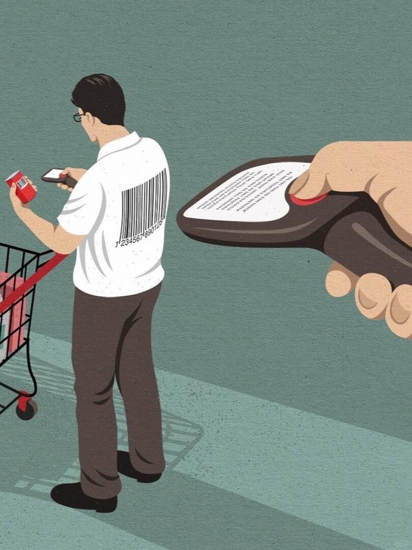 “开不起玩笑”“玩不起”的言外之意就是：你为什么不能老老实实被言语霸凌？笑着变成