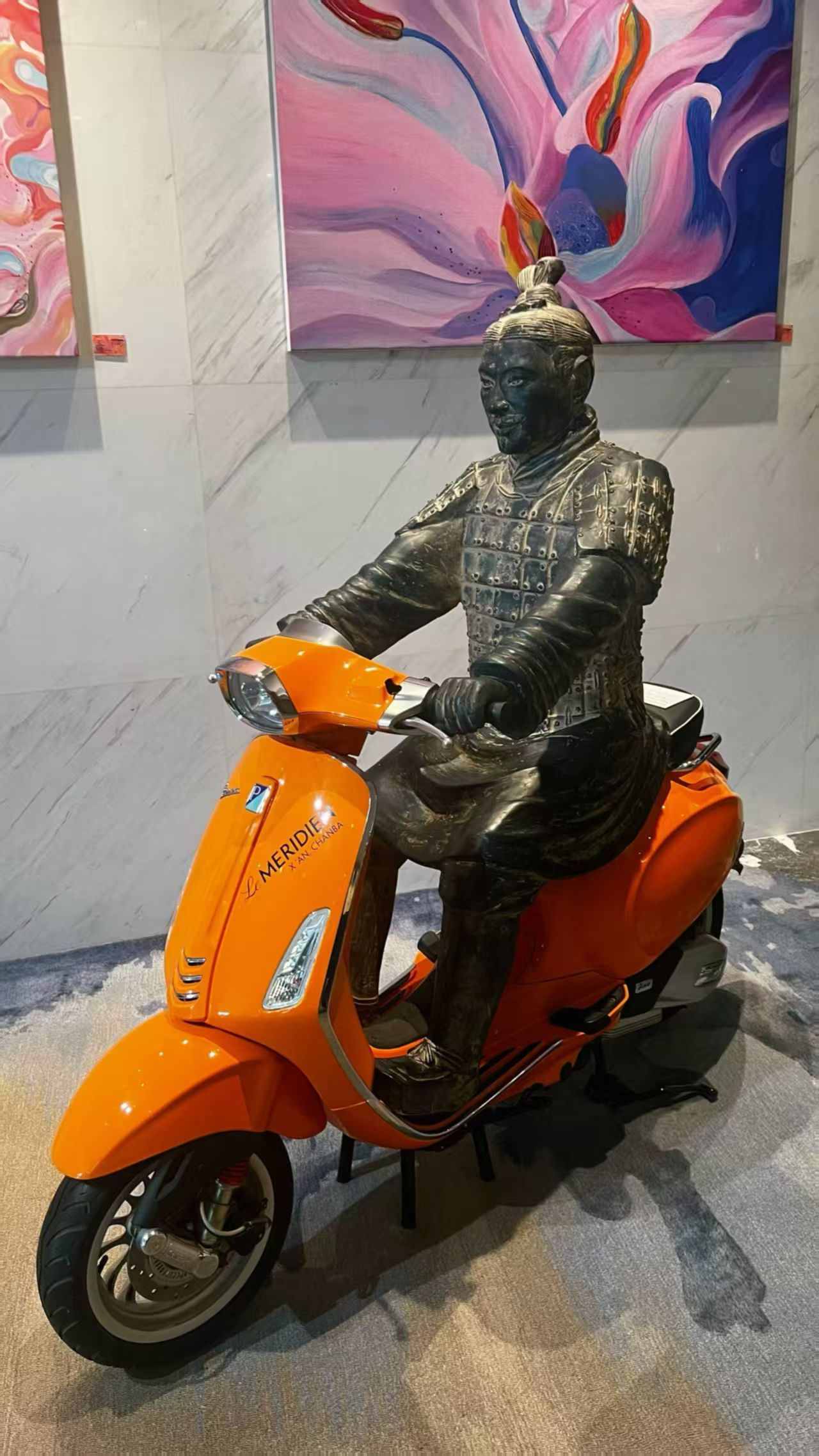 车若初见 谁说200斤骑不了Vespa