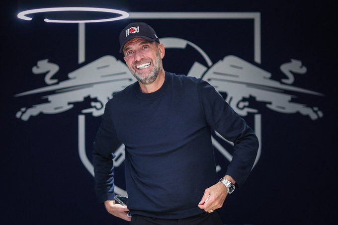 尤尔根·克洛普：“所有传出的消息都是彻头彻尾的胡说八道”。“他们一次都没给我打过