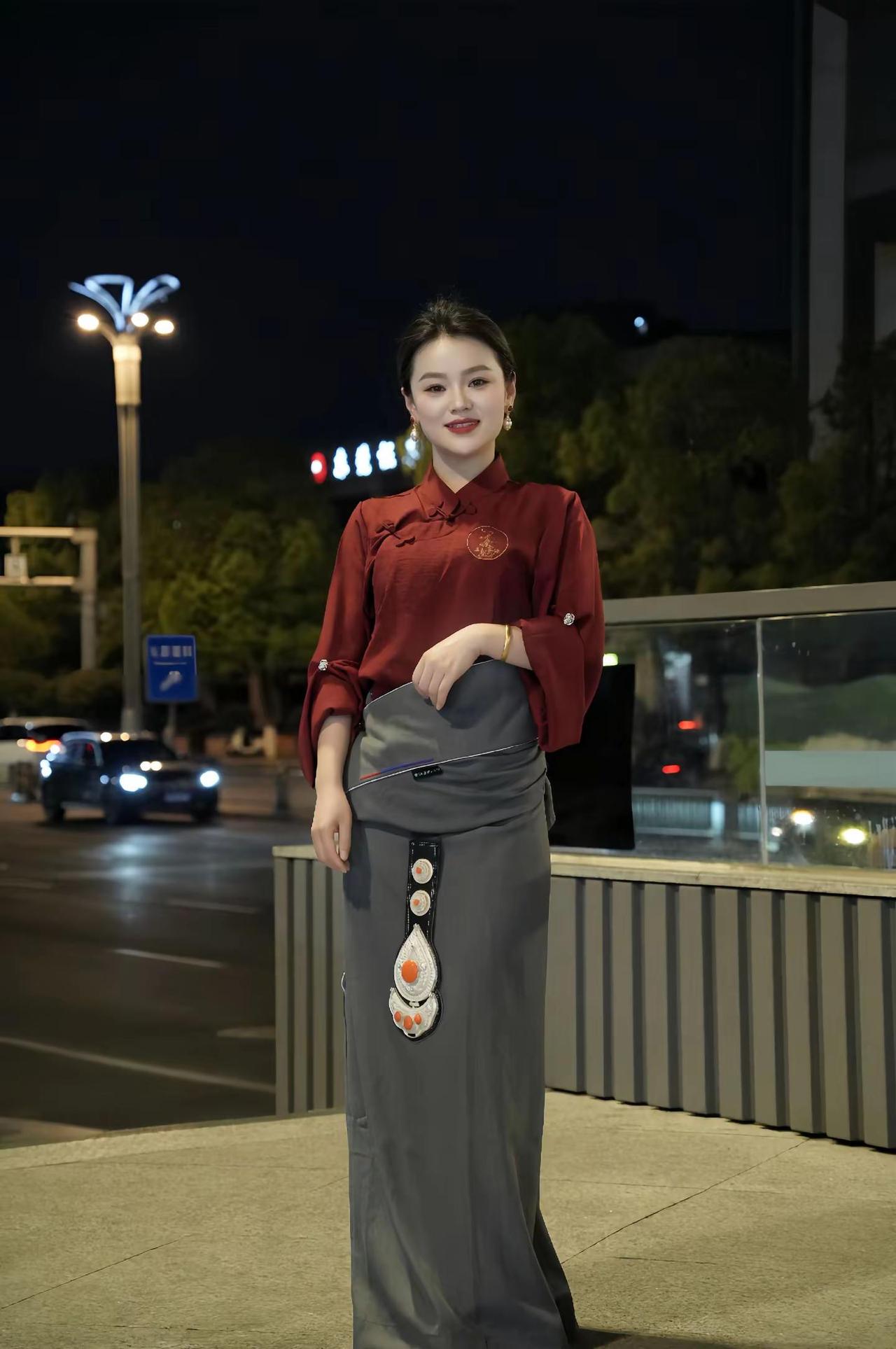 “ 不解释来龙去脉，不纠缠是非对错，你的节奏，就是你独一无二的节拍器 ”拉措13