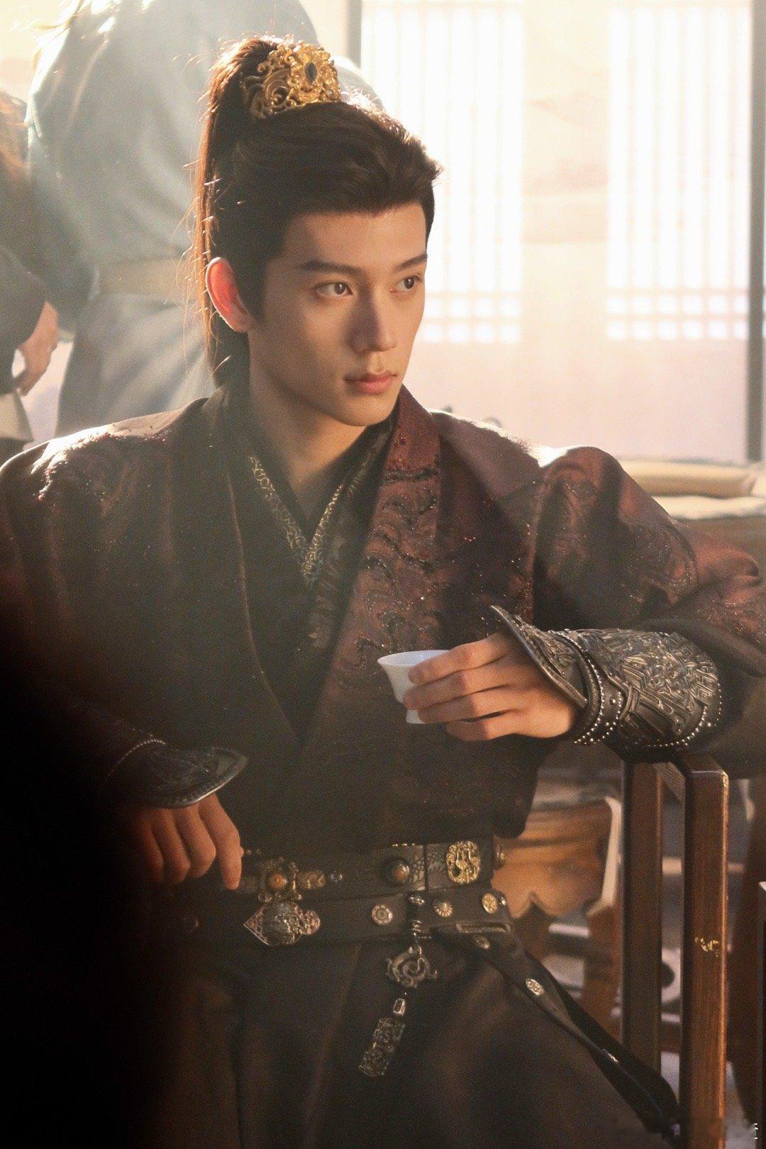 林沐然年龄21戏龄20🔥剧抛脸童星天花板！21岁戏龄20年，从小拍到大，观众都