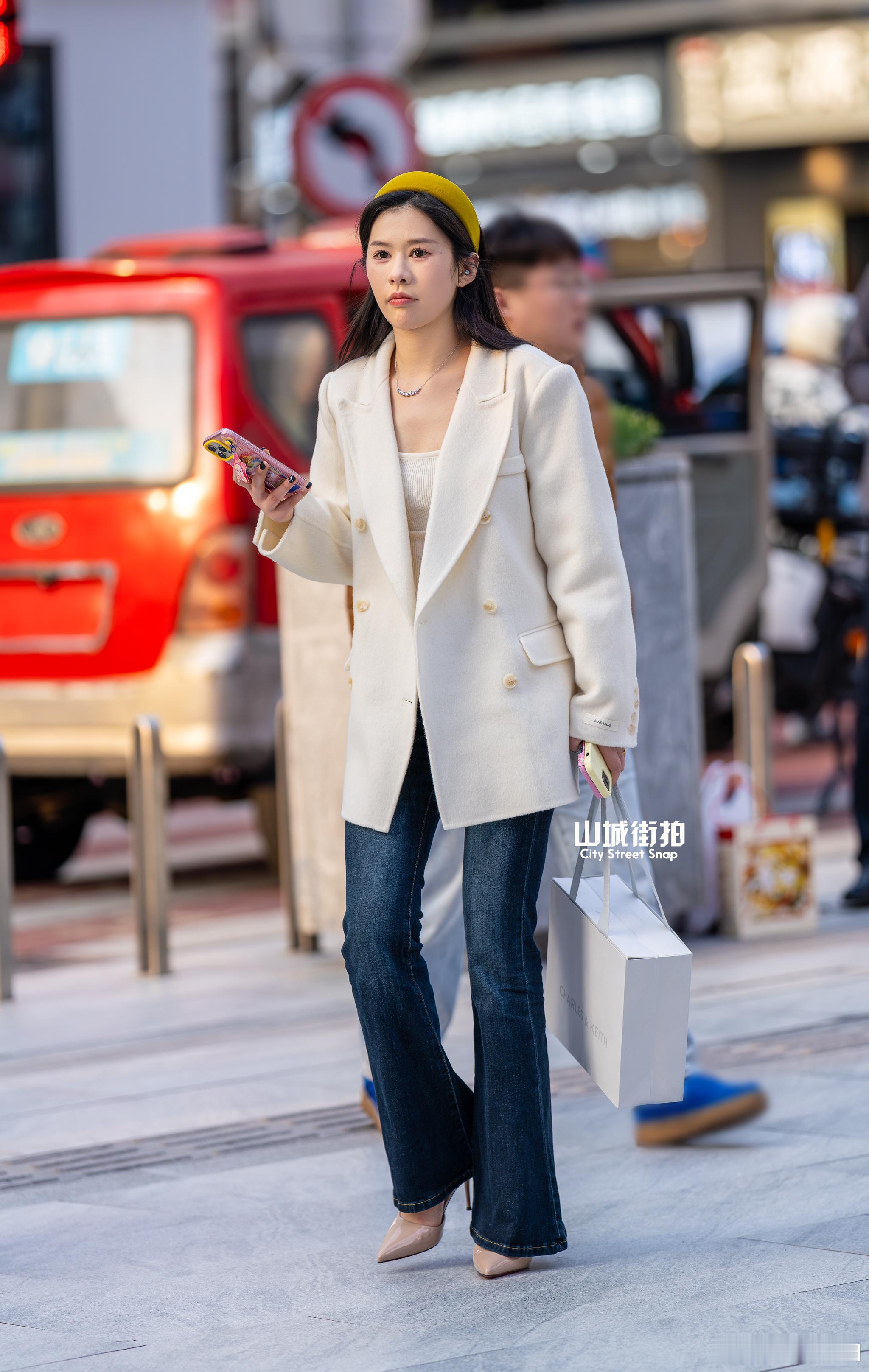 柔和的阳光，刚好补个面光~ 