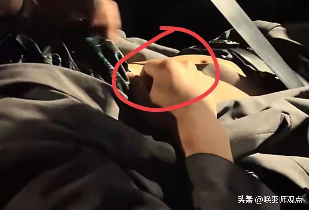 深夜网约车惊魂！司机露腹肌强行触碰女乘客私处，女子教科书式自救！警方已受理

3