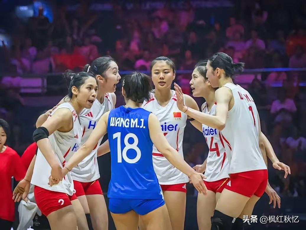2026女排亚锦赛四强全部产生，半决赛对阵及赛程预告如下:
8月29日半决赛
1