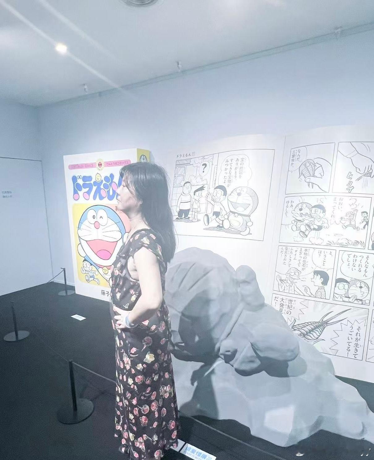 敏儿Jessyy全身照，圣诞快乐！优雅时尚时尚穿搭