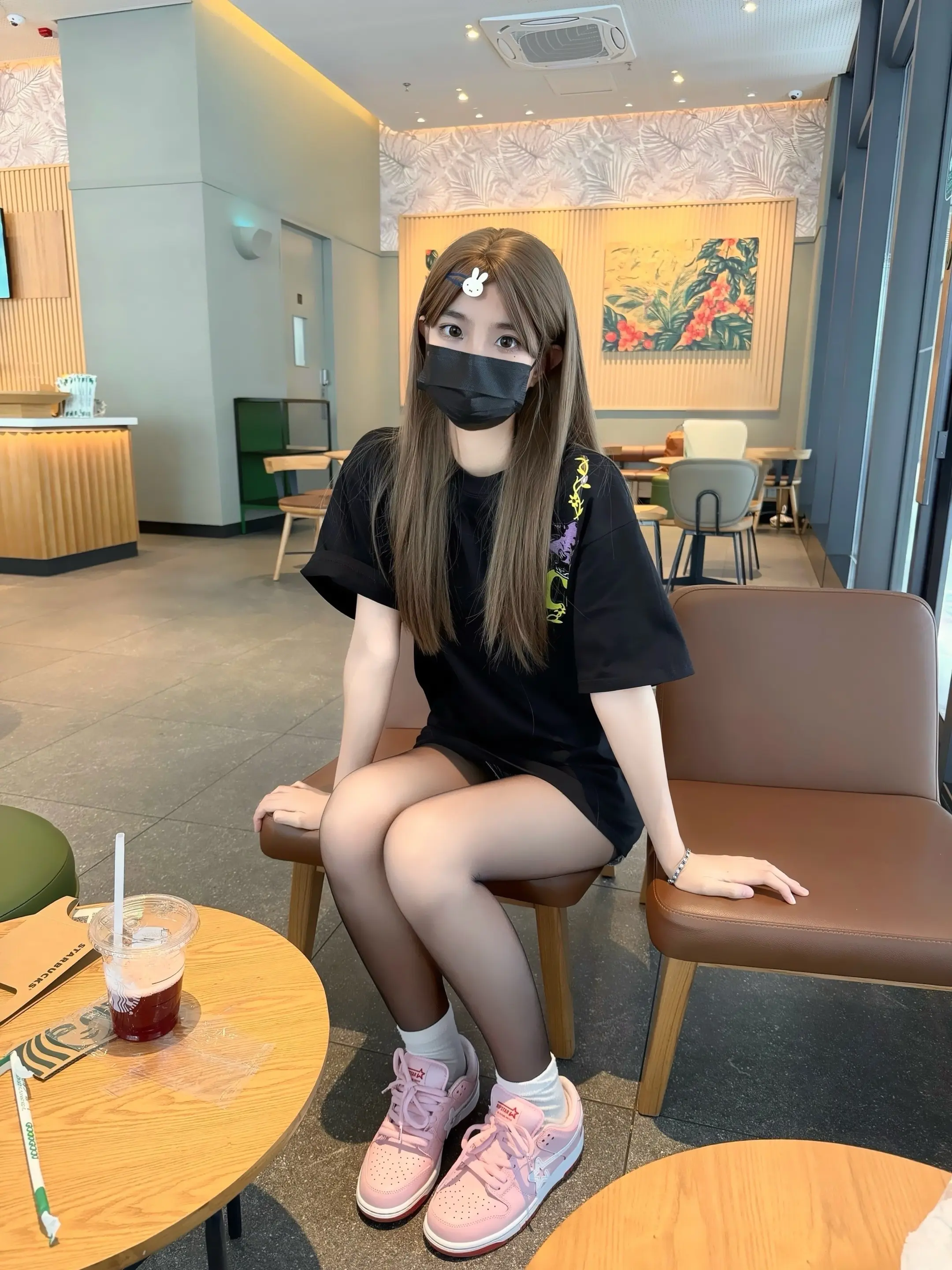 困在雨天的人也会遇到喜欢的伞 对吗