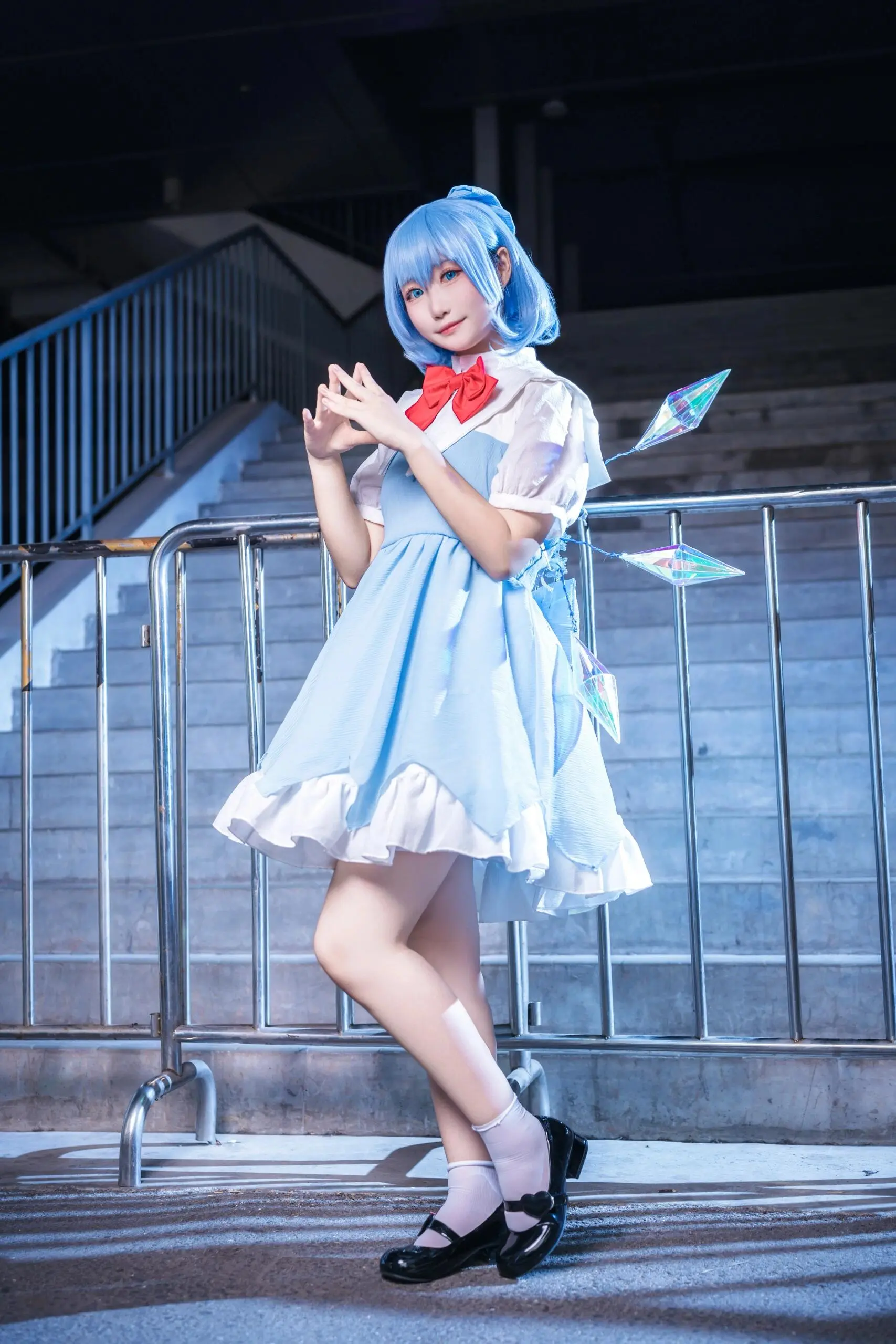 琪露诺 东方project cosplay 带着逛漫展 考斯普雷cosplay
