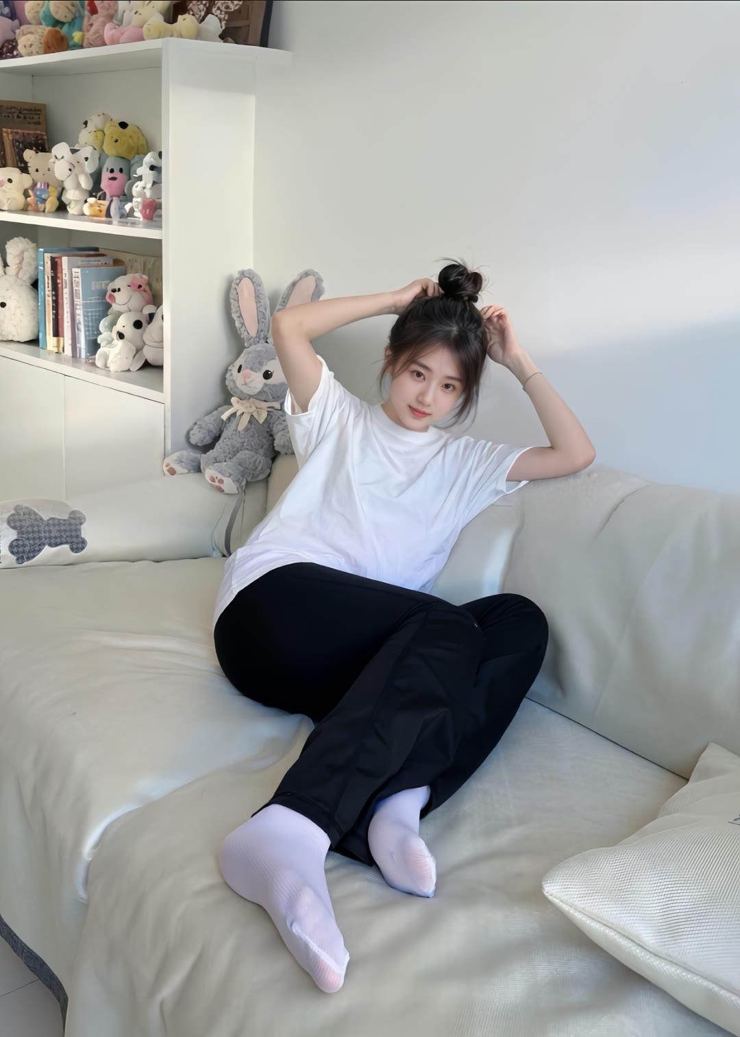 分享美女穿搭服饰居家穿搭