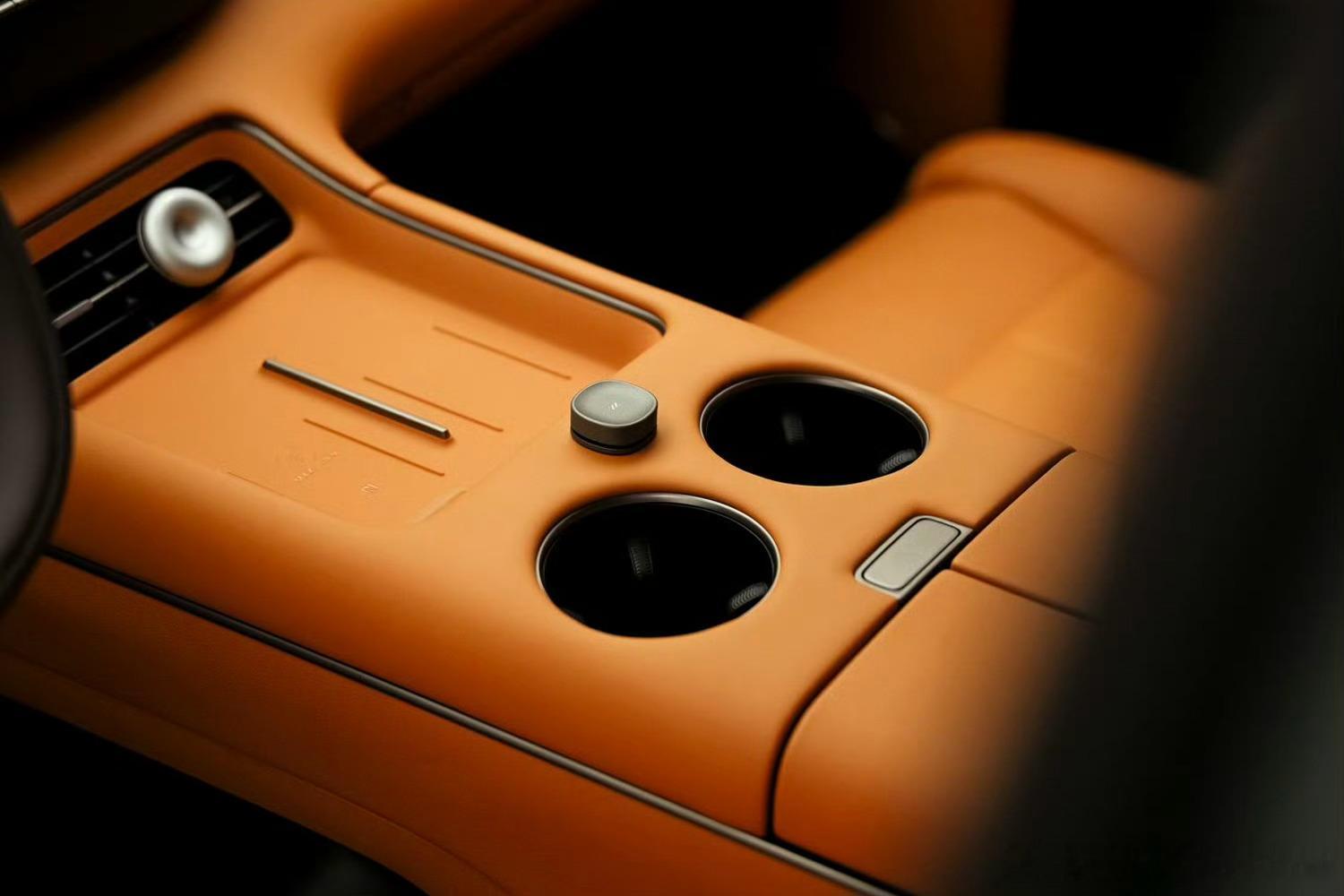 逛完2026北京车展 媒体日，在看完智己展台的发布会后我进入思考模式：为什么智己