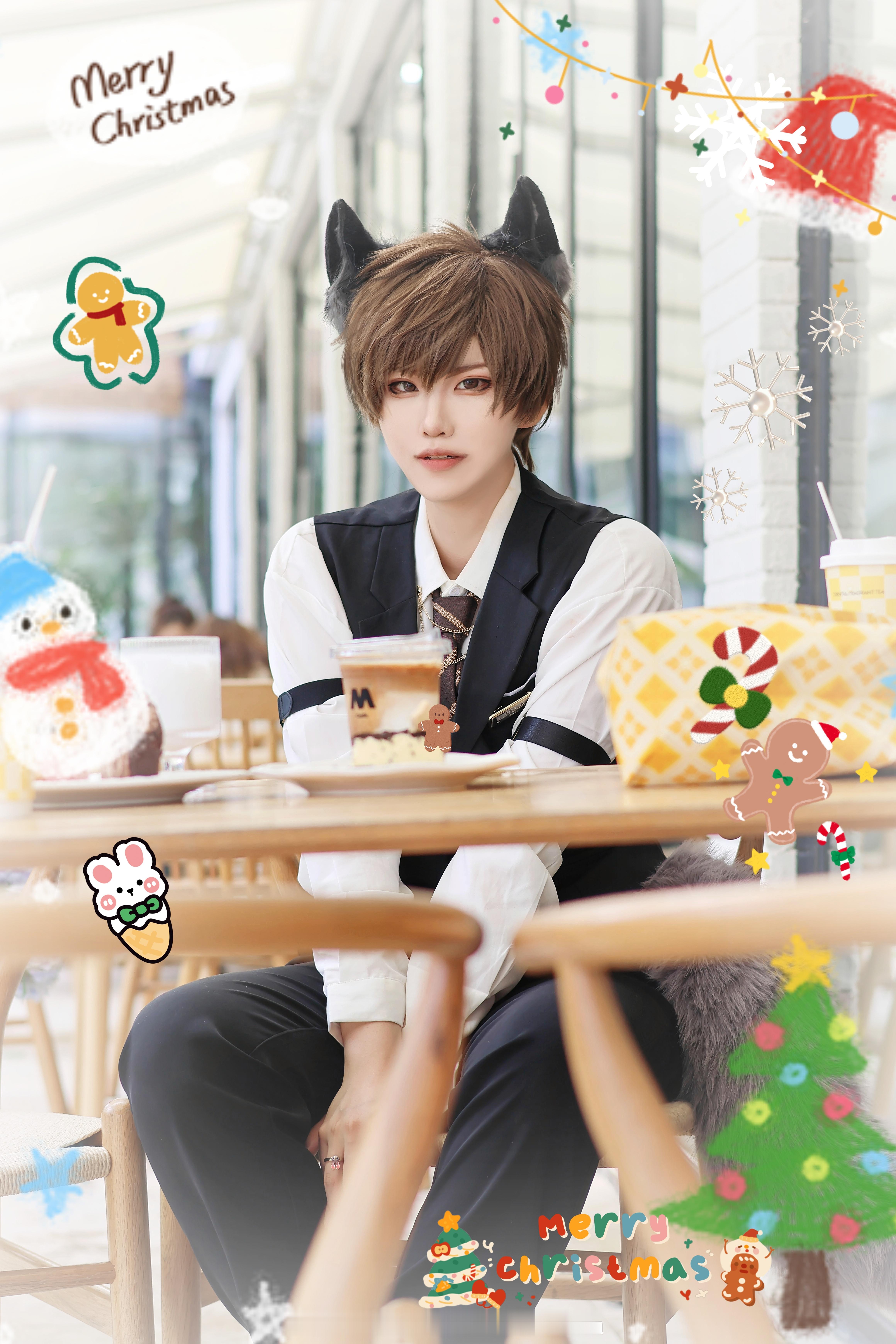 恋与制作人白起[超话]  COS｜白起 小狼 