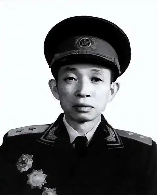 1958年的军委扩大会议上，有人指定让粟裕曾经的老部下王必成对粟裕进行揭发。王必