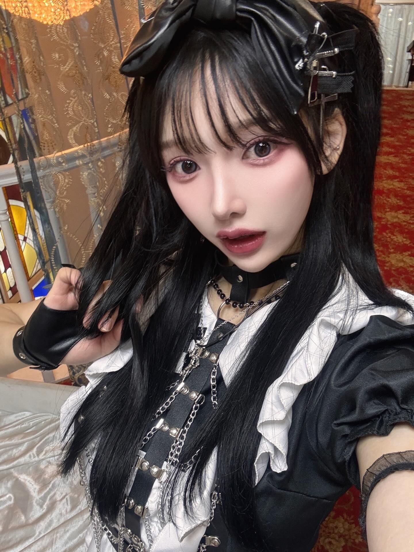 啊，可爱到让我忍不住叹气的自己(≧∇≦)