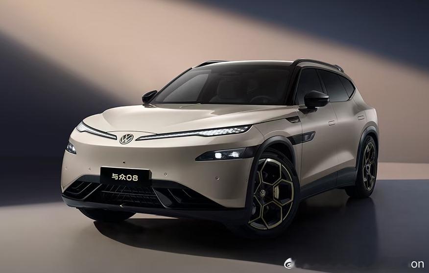 【全尺寸 SUV与众08正式登录工信部公告，2026年投产】11月10日，金标大