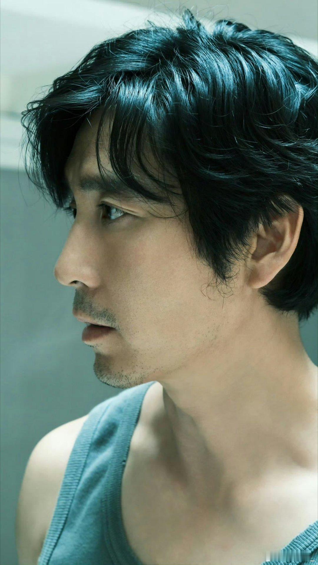 王龙正误杀3最乖的脸最刑的活 王龙正《误杀3》演技炸裂！从《白夜破晓》的爆辣巡花