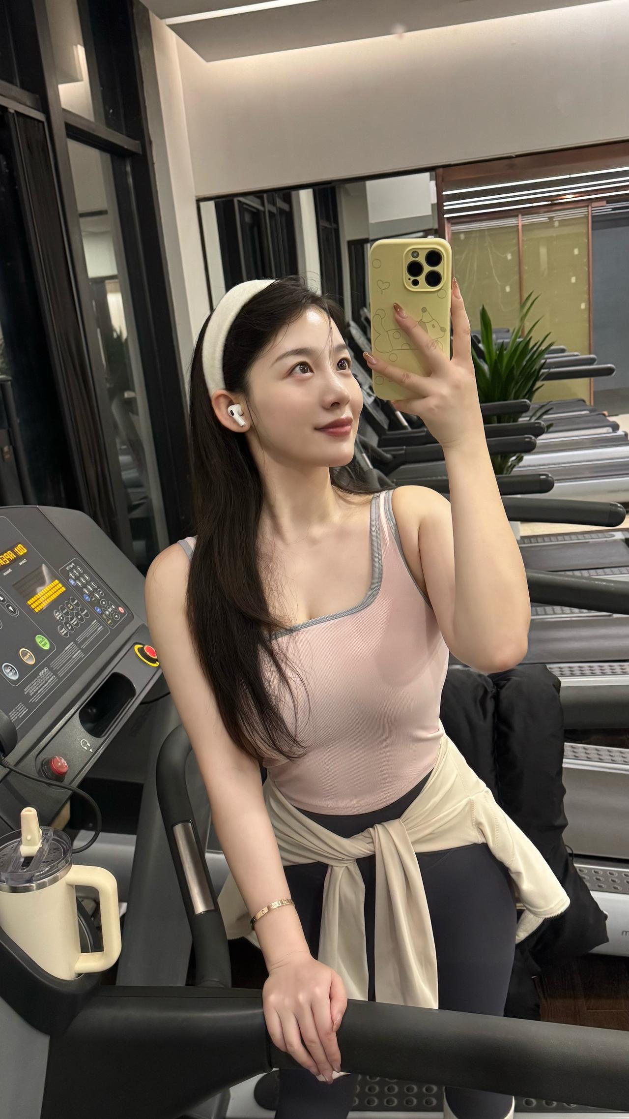 上热搜 毫无训练痕迹 日常分享 健身ootd 运动