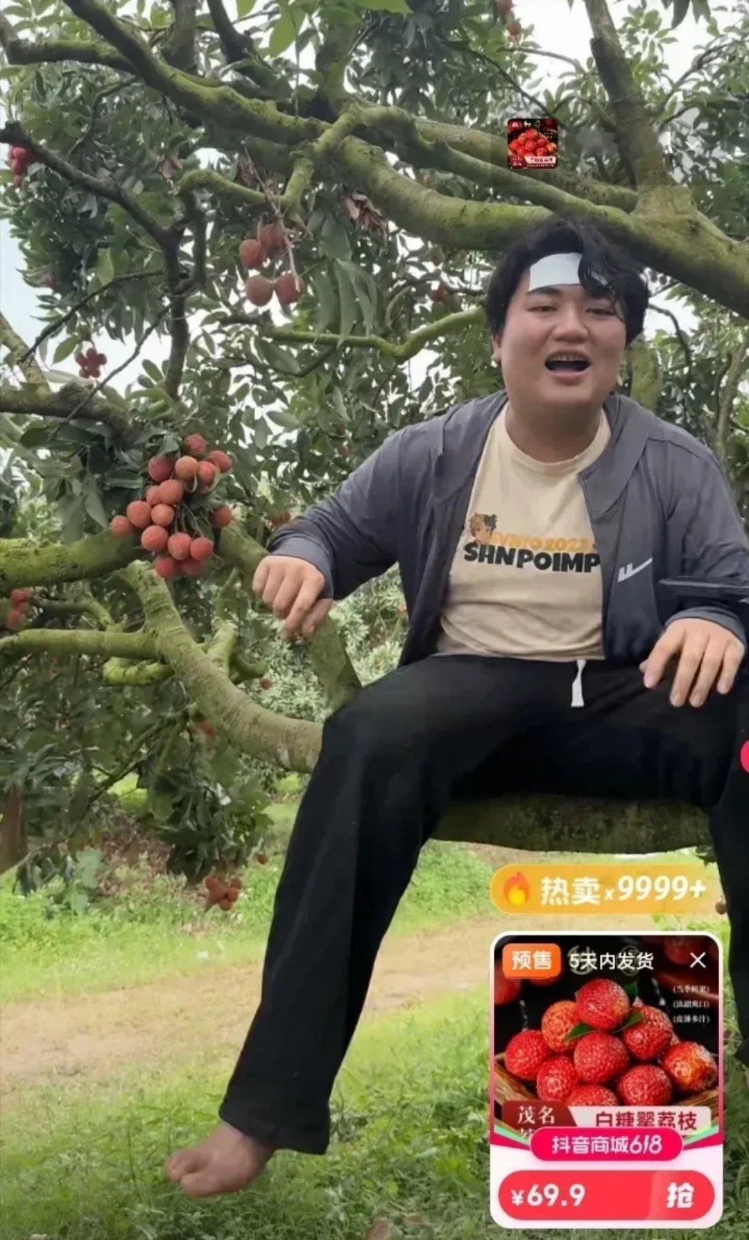 全红婵的哥哥真的是哥凭妹妹贵的人。现在直播带货真的是很受欢迎，全红婵的哥哥因为妹