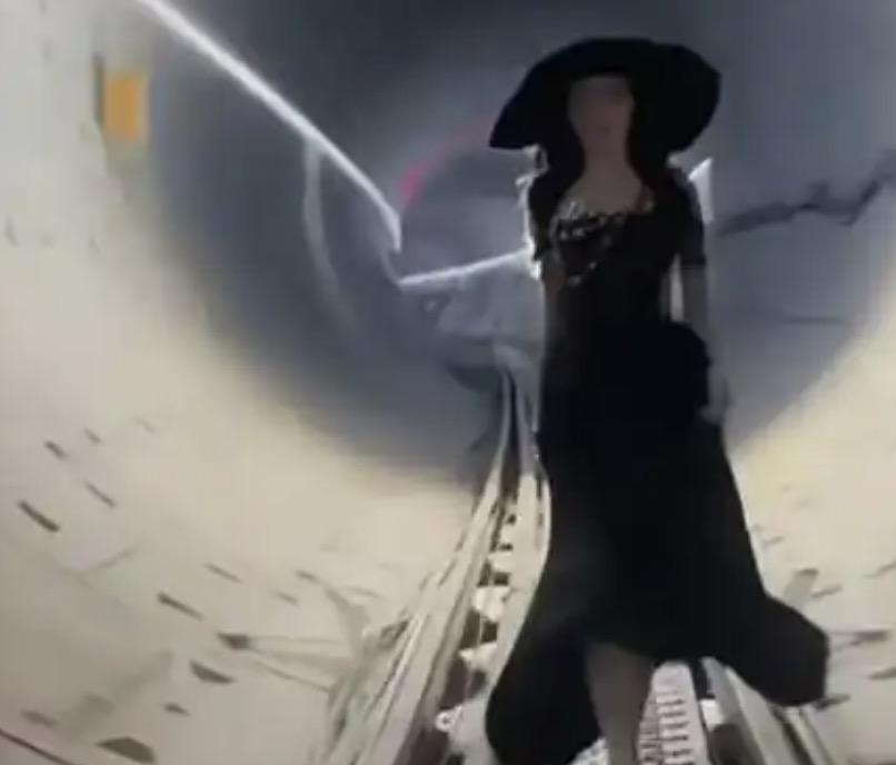 果然一些一生要出品的女生，连命都可以不要啊！
据多家媒体的报道，深圳的一女子为了