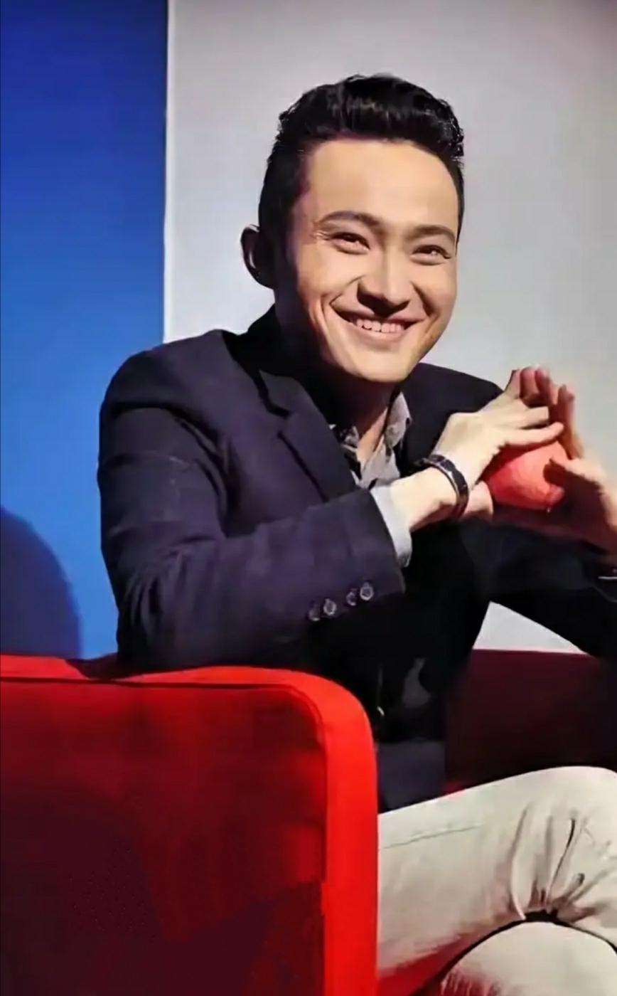 真没想到，

原来孙宇晨也关注热搜，

85亿美元身家的他也看网友们的评论，
