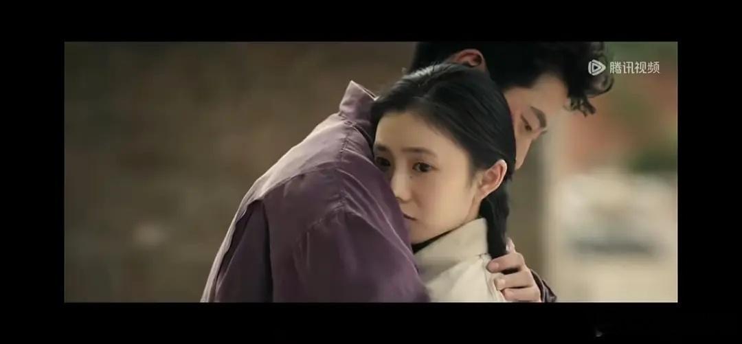 包括楚嘉禾去找她问她为什么要放弃，女主又是一脸茫然，表现甚至不如这个女配 