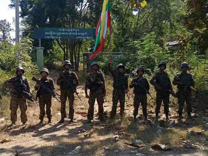 缅甸政府军向北取得连续胜利！

目前曼德勒-马德亚-辛古-德贝金交通线路，已经完