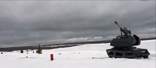 俄军测试“信使”82毫米迫击炮机器人，最大射速五秒一发