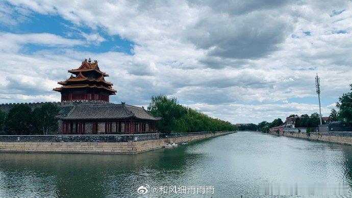 #北京生活#北京·故宫西北角楼 via:logo ​​​