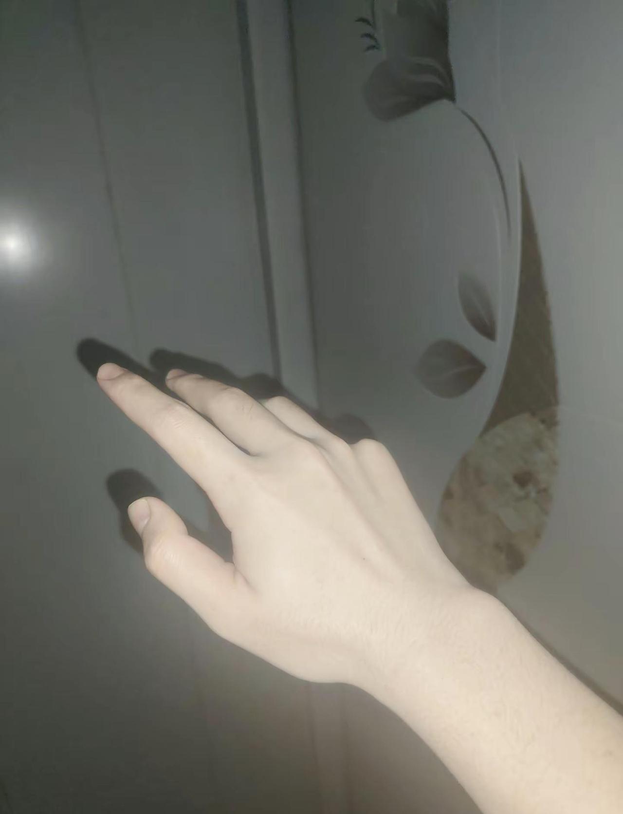 身高185，体重135。96秒，江苏常州有没有苏锡常的牵个手，谈个恋爱的手控 1