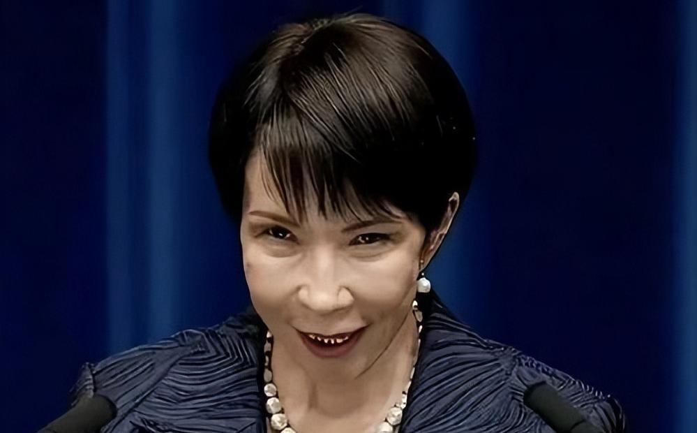 一个号称"印太支点"的国家，派出的代表团连坐下来喝杯茶的资格都没有。这不是电影桥