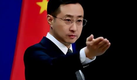 中国外交部正式宣布，

2月9日，中国外交部正式发布消息：外交部长王毅将于2月1