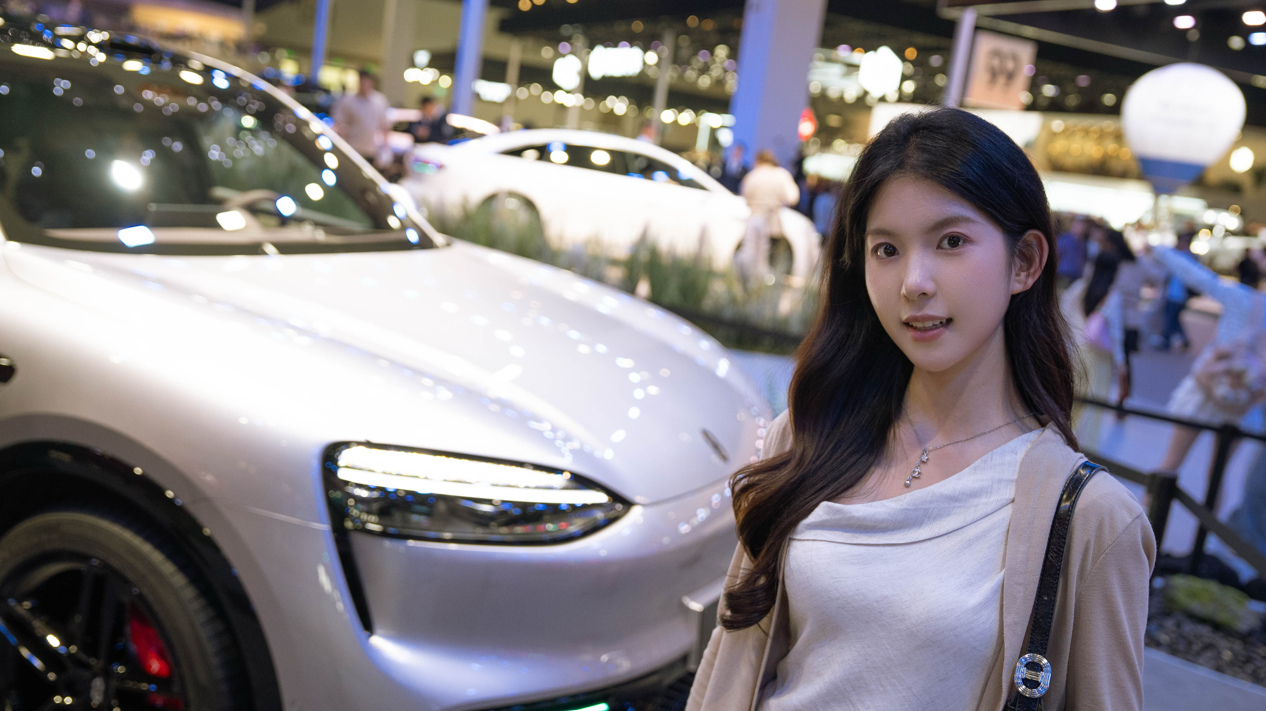 鸿蒙智行的4个新车，说都很好看。我选了问界M9 Ultimate领世加长版，尚界