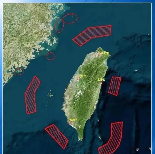 38辆坦克突然出现在台湾岛上，天天喊封锁台湾岛，结果一艘大型货轮大摇大摆送来38