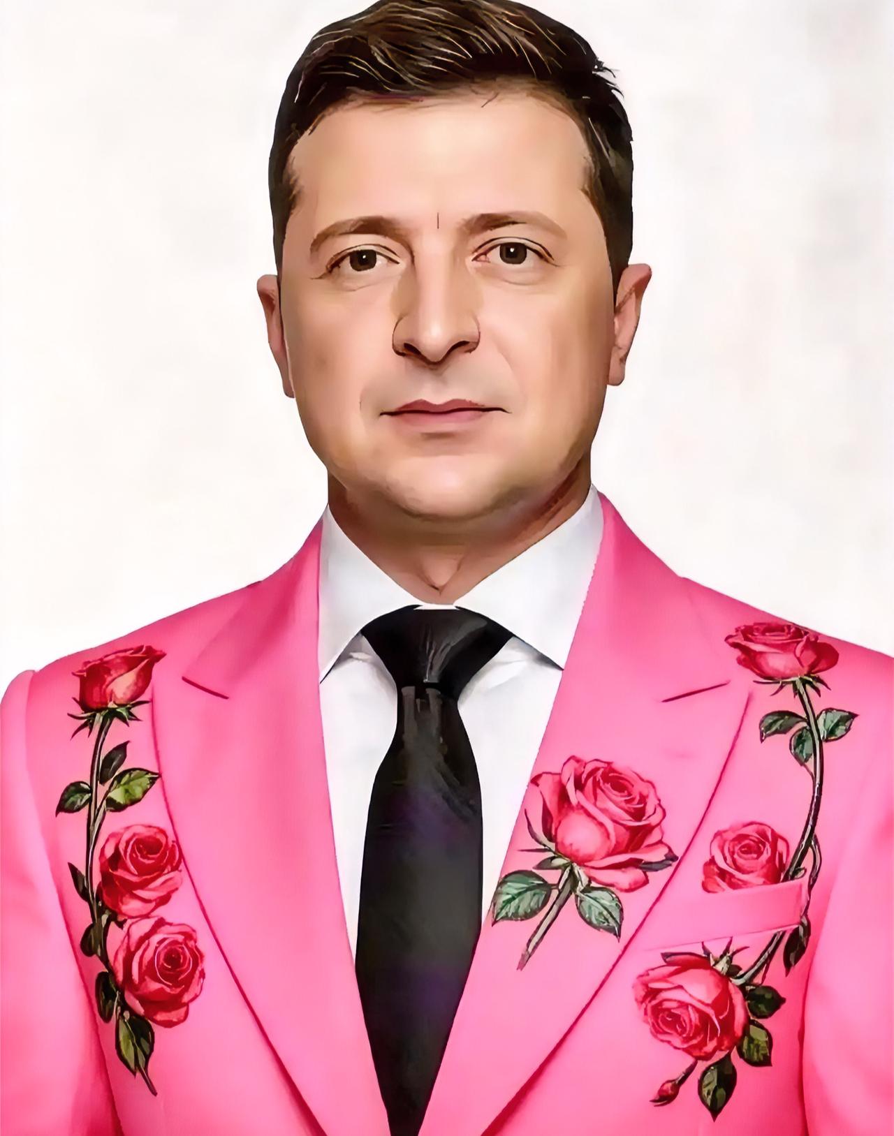 就在刚刚
乌克兰武装部队宣布了
乌克兰武装部队总参谋部11月2日通报，乌军于1日