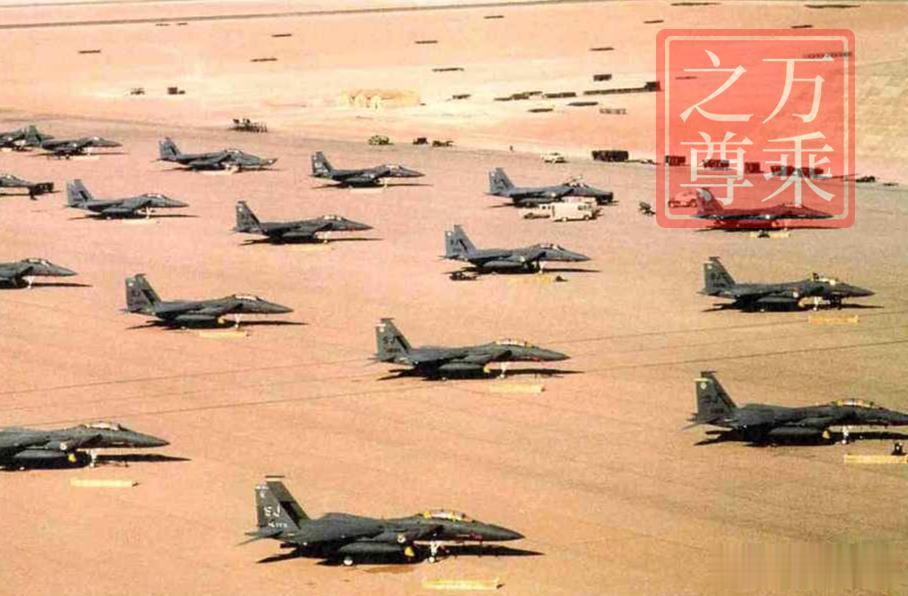 中国空军事实上已经是世界最强大的空军了，无论数量、质量、训练都压倒美国空军加上美