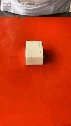 没有几十年的功底，根本就是切不出来。