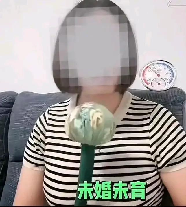 47岁未婚未育女子，竟被亲哥哥要求过户房子给侄子做婚房，这究竟是怎么回事？
这位