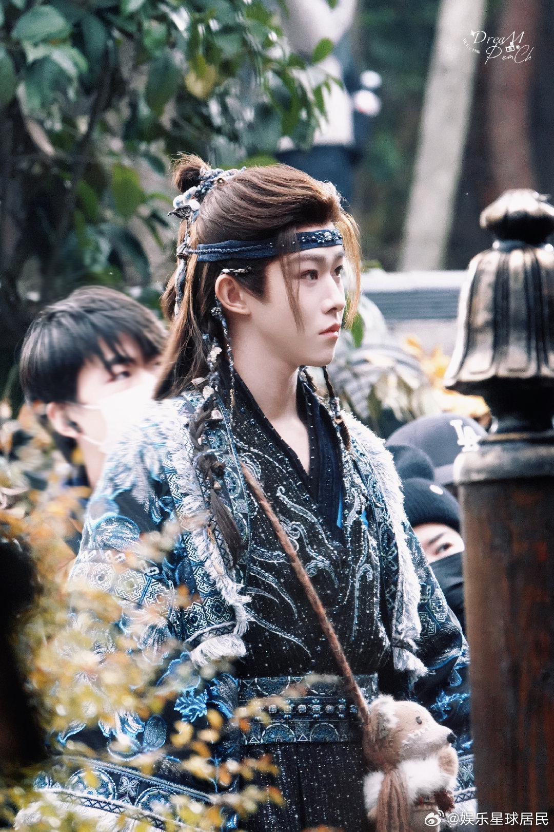 田嘉瑞演的男狐狸完全长在我的审美点上！田嘉瑞的男狐狸少年感是从骨子里透出来的，干