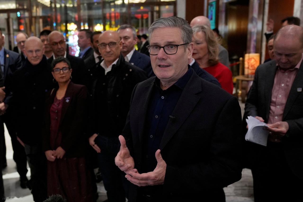 访华后，斯塔默：“英国太慢了”

英国首相斯塔默结束为期四天的访华行程后，在接受