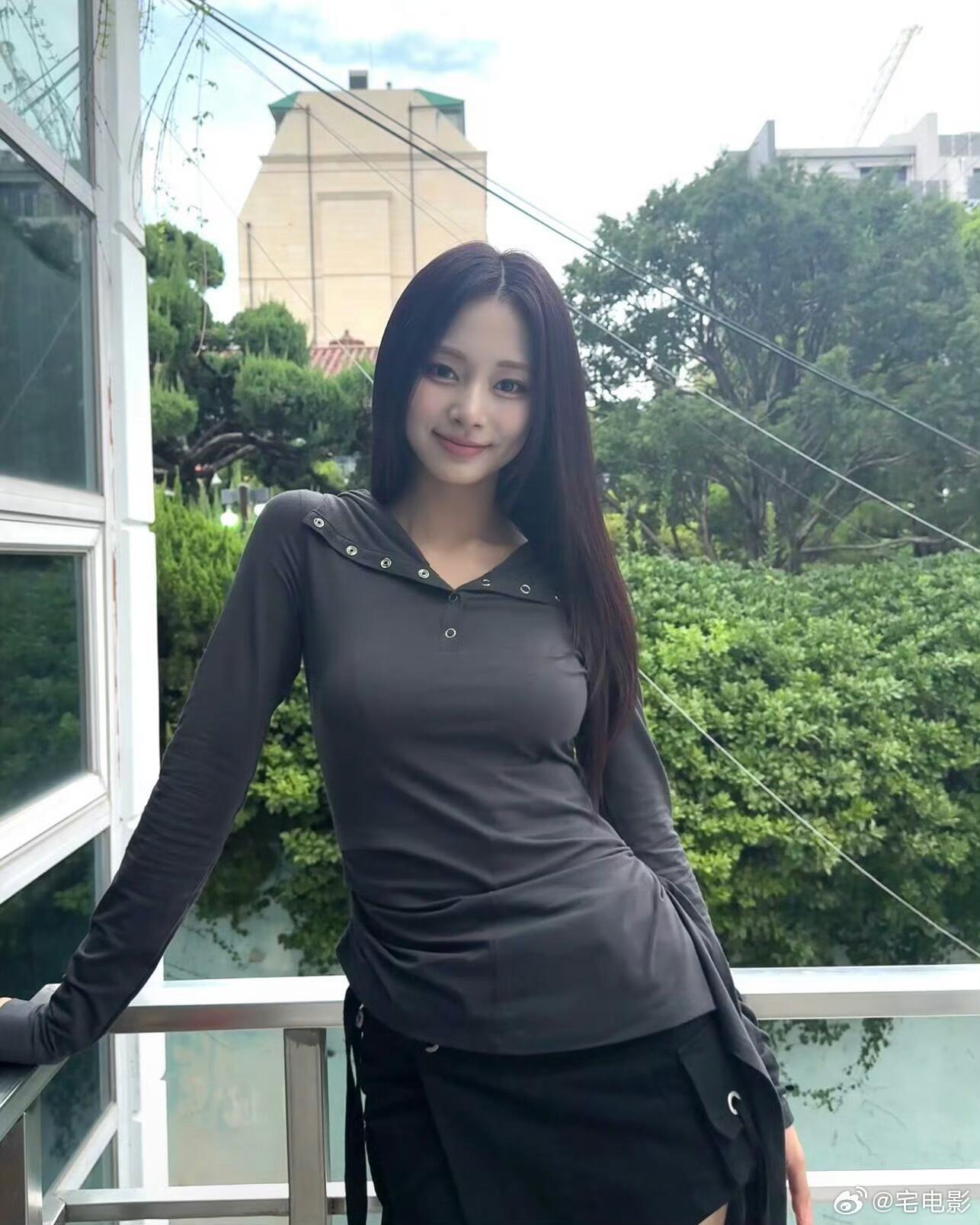 周子瑜跳完就可以放假了✨十一年青春悉数交付舞台，周子瑜正式告别JYP，好在TWI