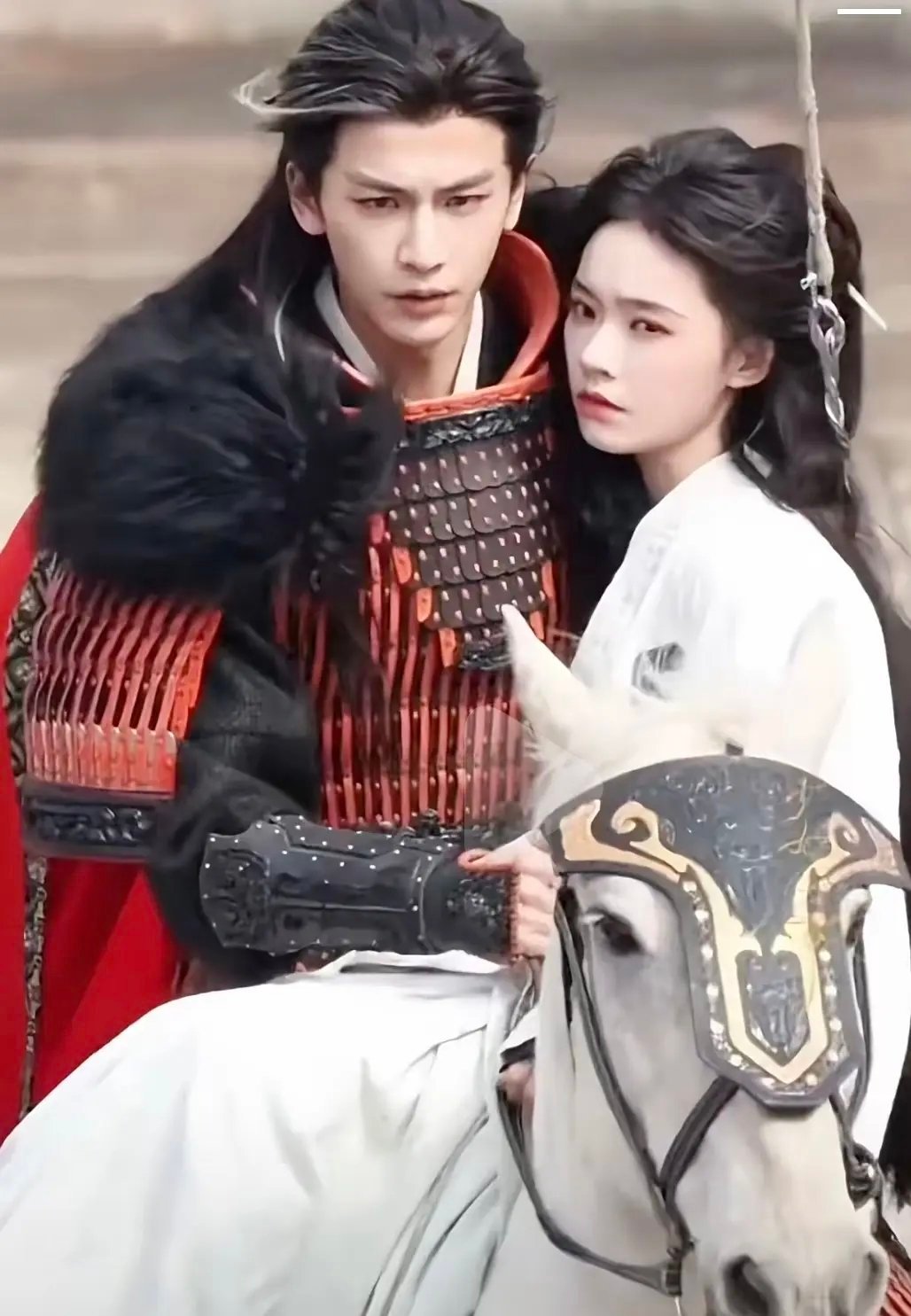 神图诞生，张凌赫抱龚俊