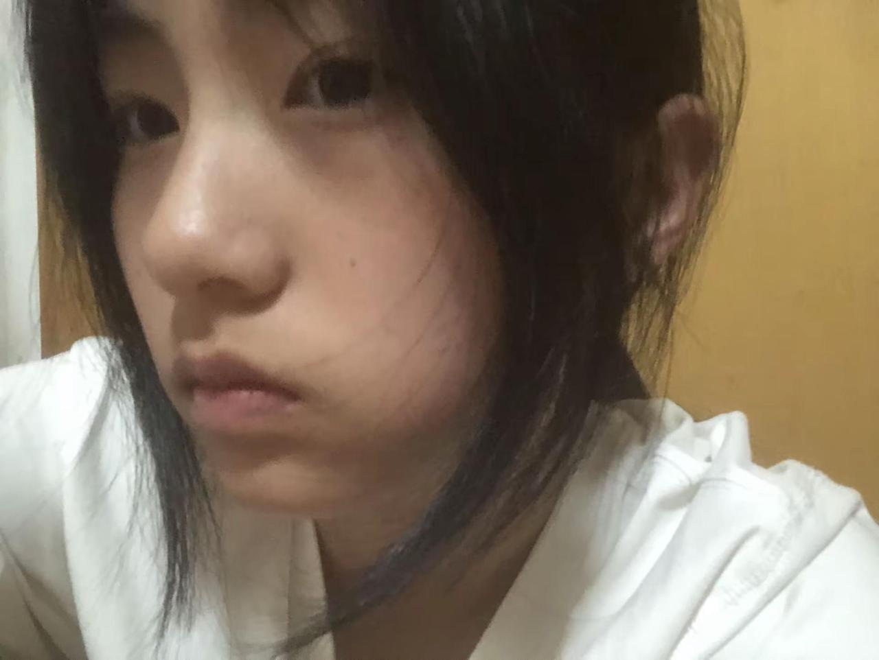 其实我并不好看视频里面的我多大都是特效皮肤暗黄黑眼圈重气色也不好我的少女时代真的