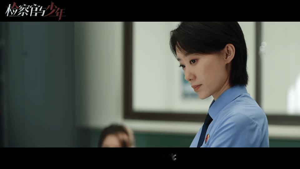 原生家庭怎么追着00后刀 00后本该是追着光跑的年纪，却被原生家庭的乌云遮得严严