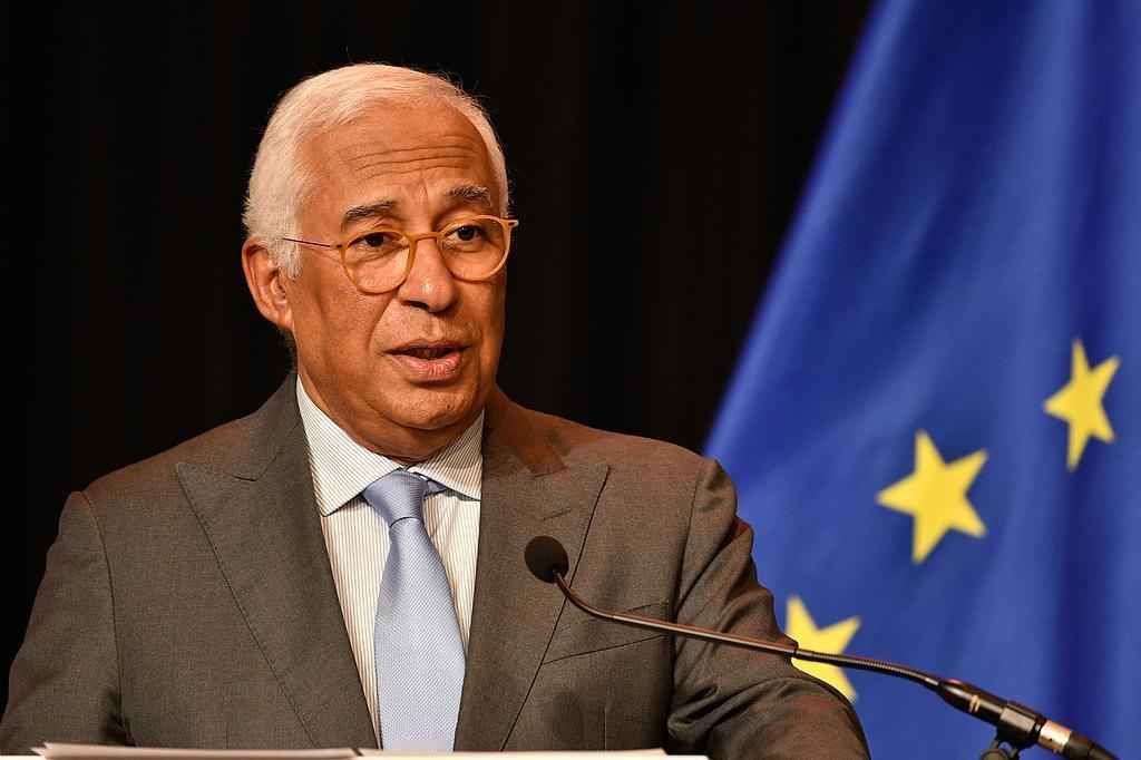 美乌会晤前夕博弈升级！欧盟900亿援助加码挺乌，20点和平计划引全球关注
 
当