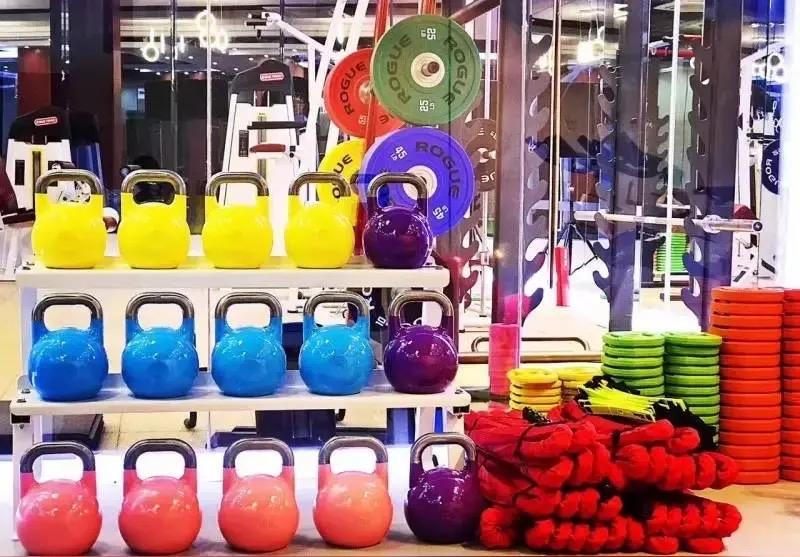 拒绝精致摆烂！南宁“铁皮大棚健身房”爆火，网友：强者从不抱怨环境

在南宁这座充