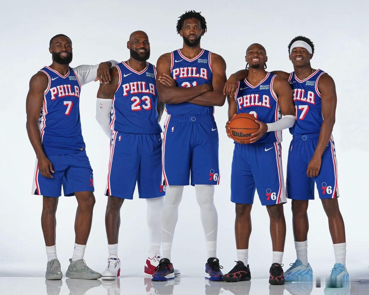 NBA季前赛4号揭幕战就是硬菜：热火打猛龙。字母哥穿热火球衣、小卡重新披上猛龙战