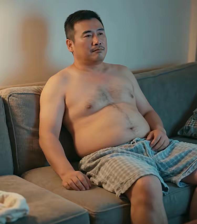 以我对六哥的了解，他不能忍受自己这样[抠鼻]