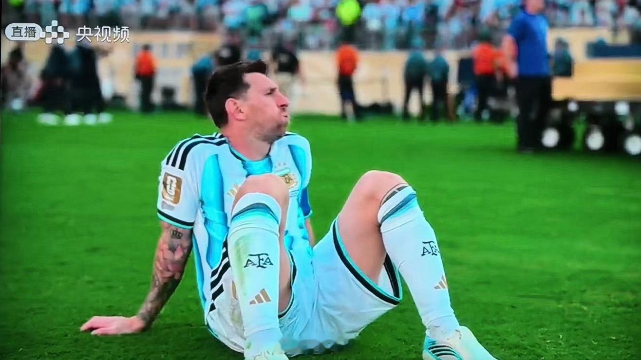 阿根廷🇦🇷如今配得上冠军🏆只有梅西了，梅西尽力了，西班牙🇪🇸整体压制，