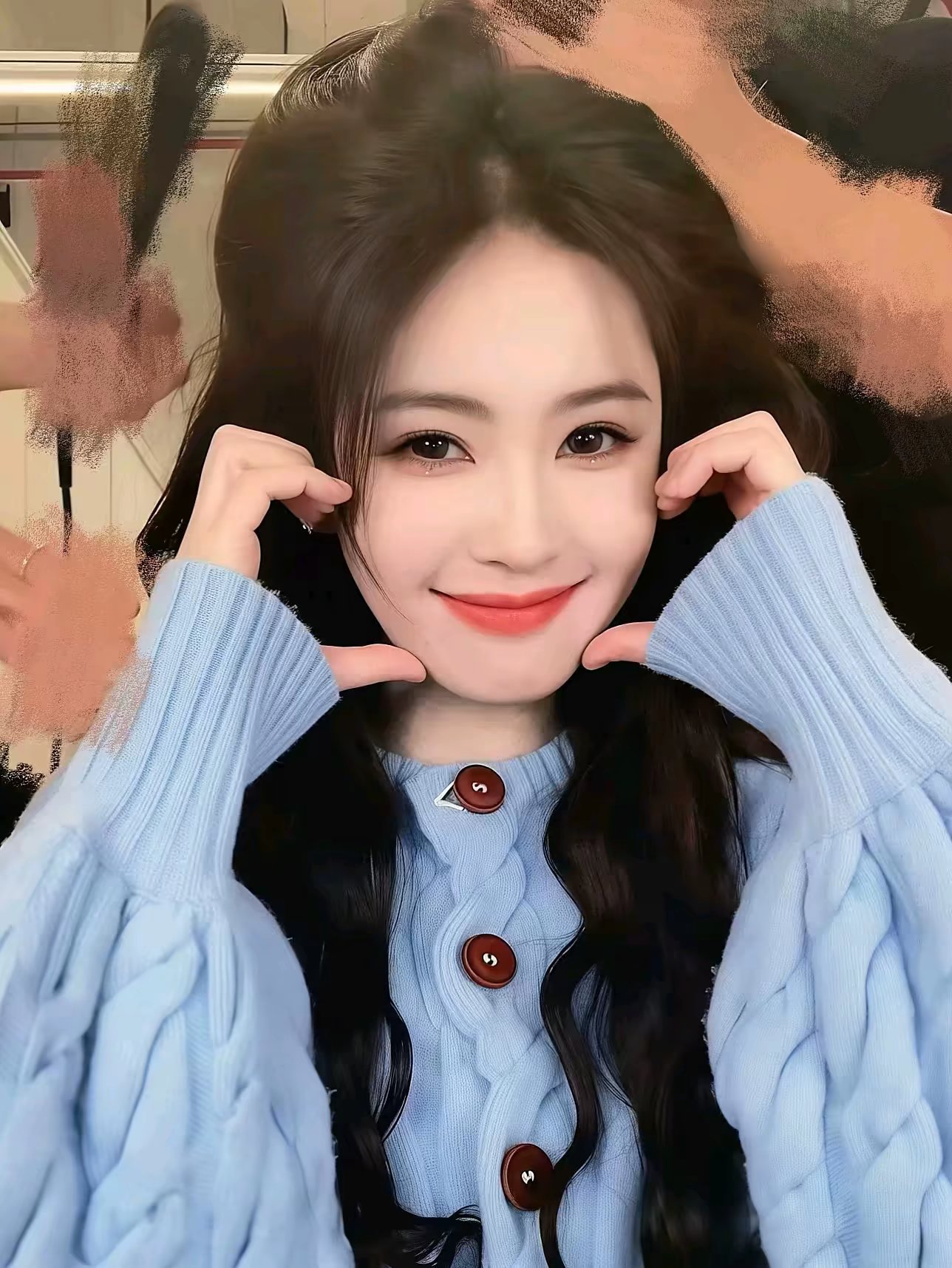 ·白鹿莫离 ·白鹿叶璃﻿ 如果你是正电荷，那我就是负电荷，吸引是正确选项的唯一。
